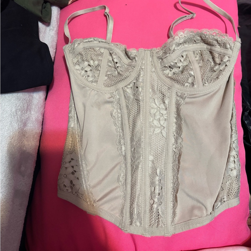 Forever 21 brown bombshell